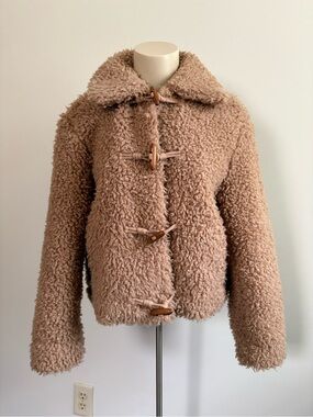 & Other Stories Cropped Teddy Faux Shearling Toggle Beige Jacket Size 36 US 4